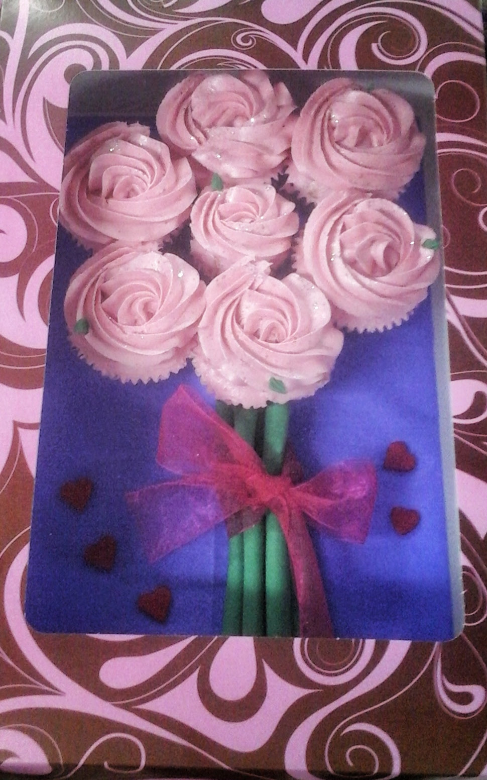 REGALO arreglo de cupcakes decorados